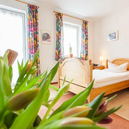 Zum Rednitzgrund 3* Stein bei Nurnberg